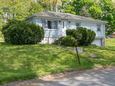 8 Raleigh Road, Webster, MA 