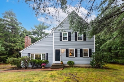 19 Lawrence Road, Plymouth, MA 