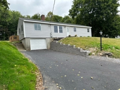 11 Hilltop Drive, Sterling, MA 
