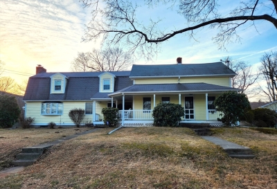 50 North Road, Westfield, MA 