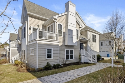 10 Clover Drive, Plymouth, MA 